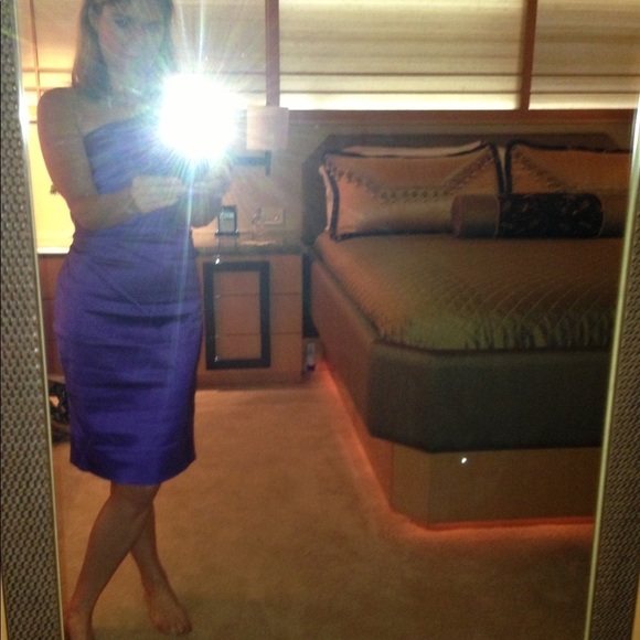 Phoebe Couture sz 0 - Picture 2 of 7